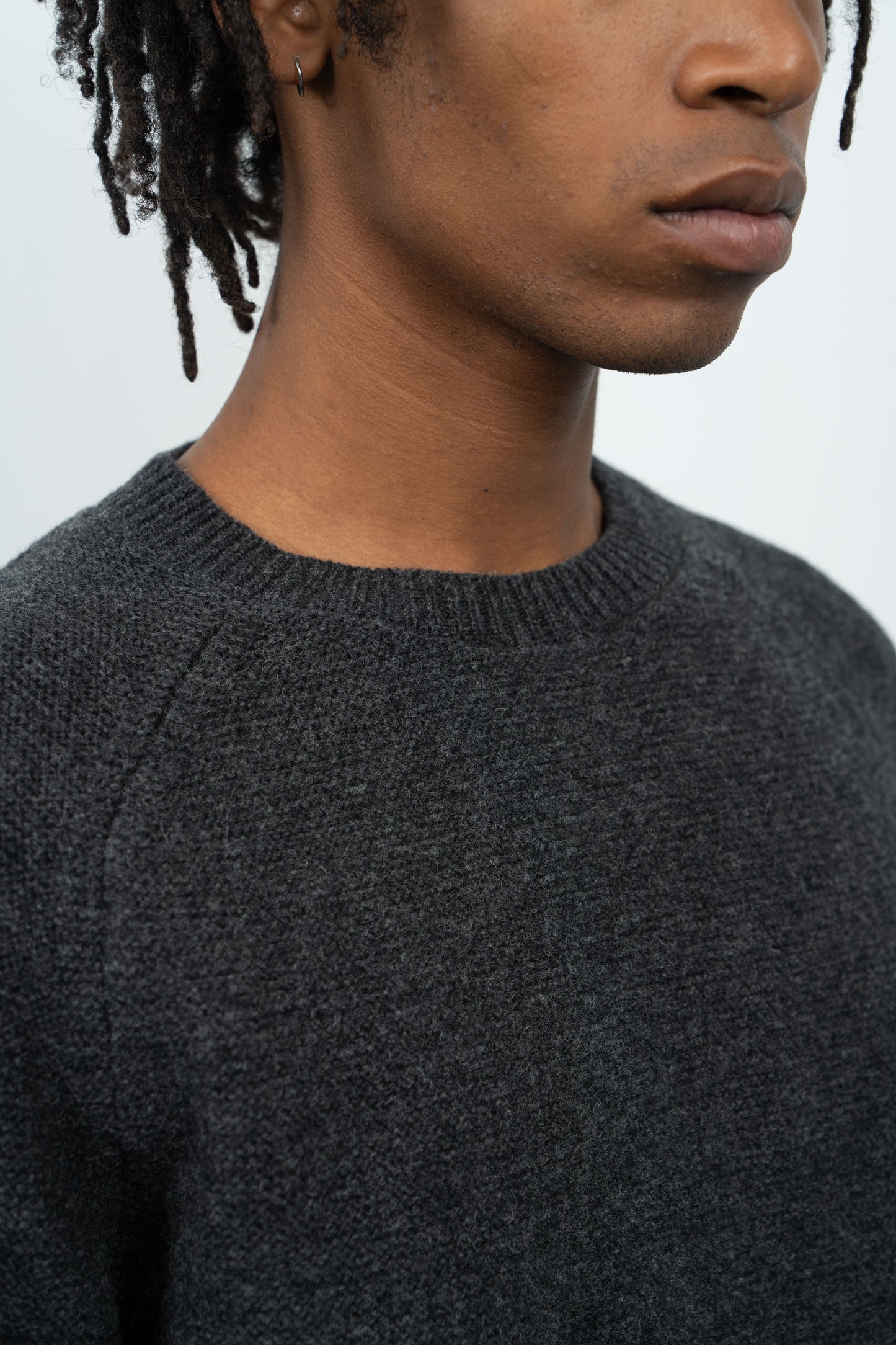 RAGLAN LINK SWEATER - CHARCOAL