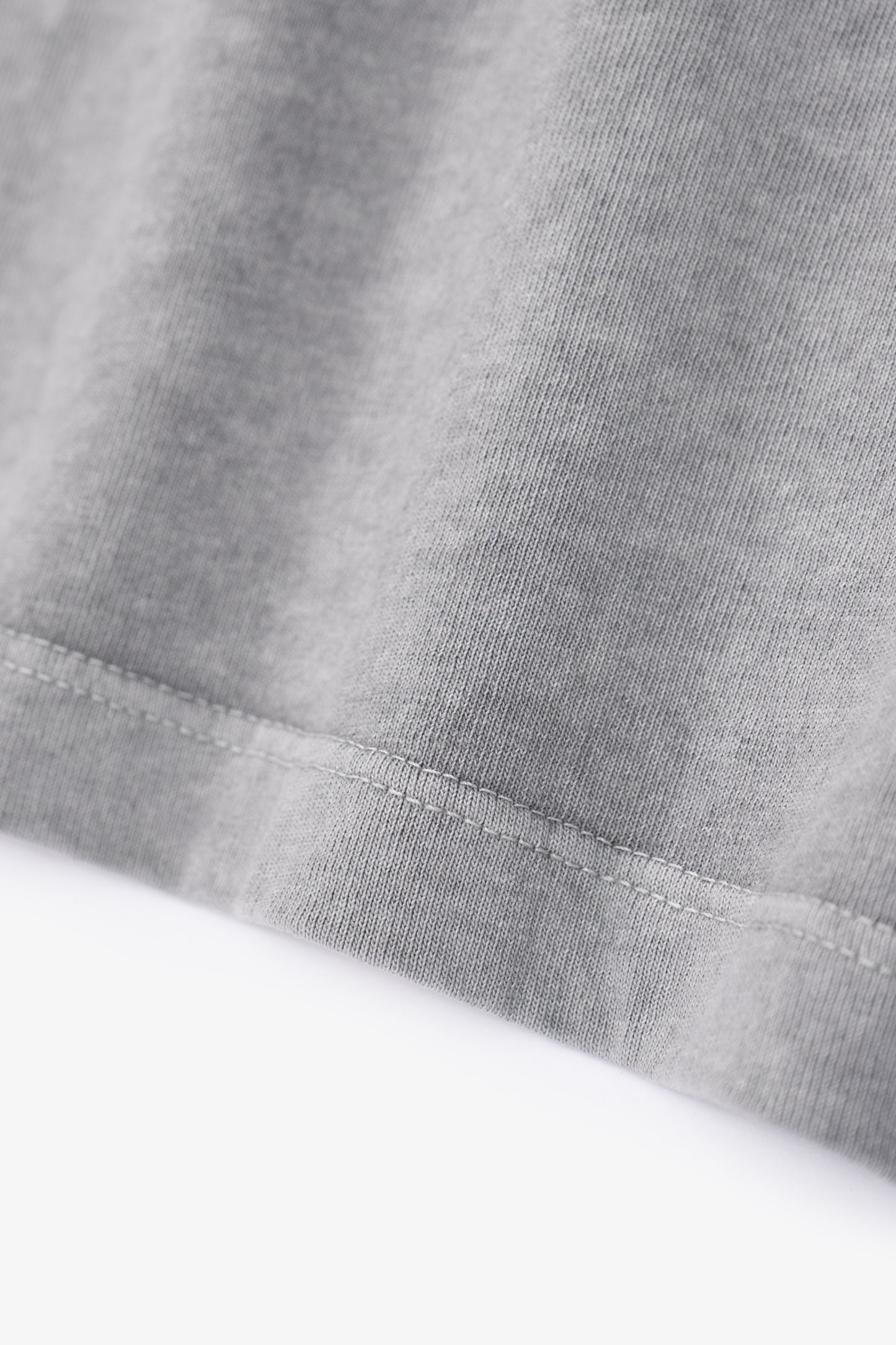 TRI-PANEL L/S T-SHIRT - PIGMENT CHALK