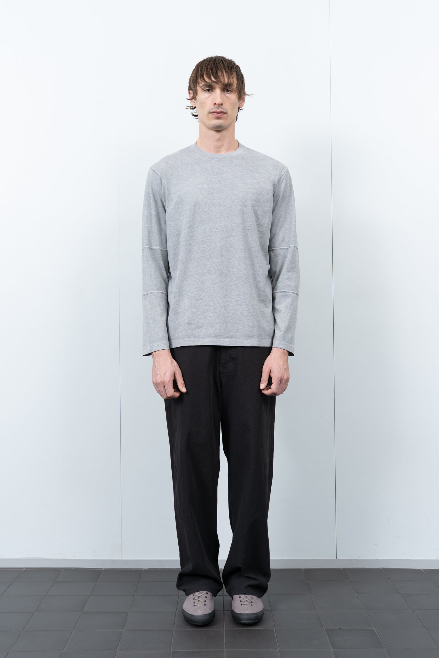 TRI-PANEL L/S T-SHIRT - PIGMENT CHALK