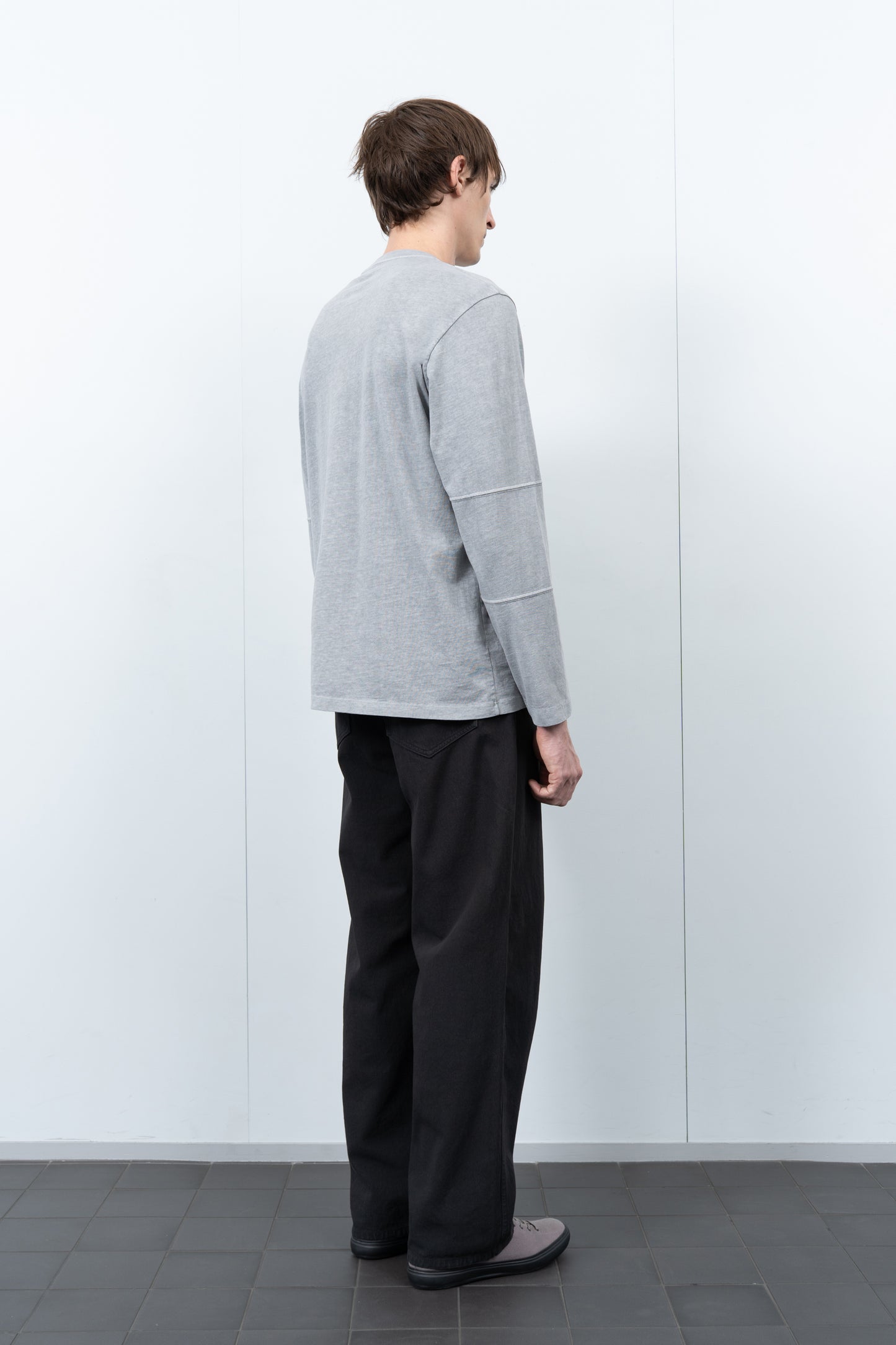 TRI-PANEL L/S T-SHIRT - PIGMENT CHALK