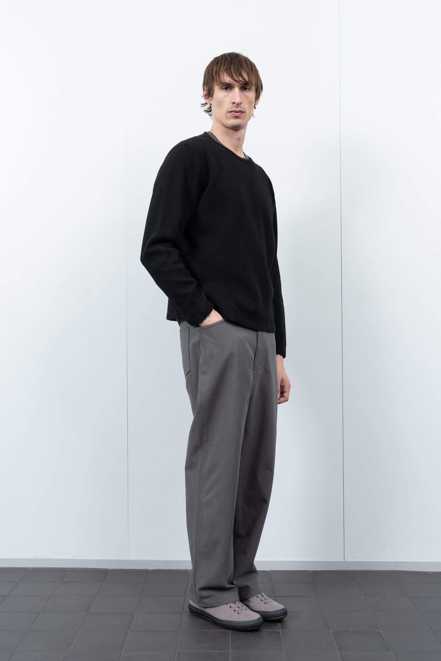 RING SWEATER - BLACK