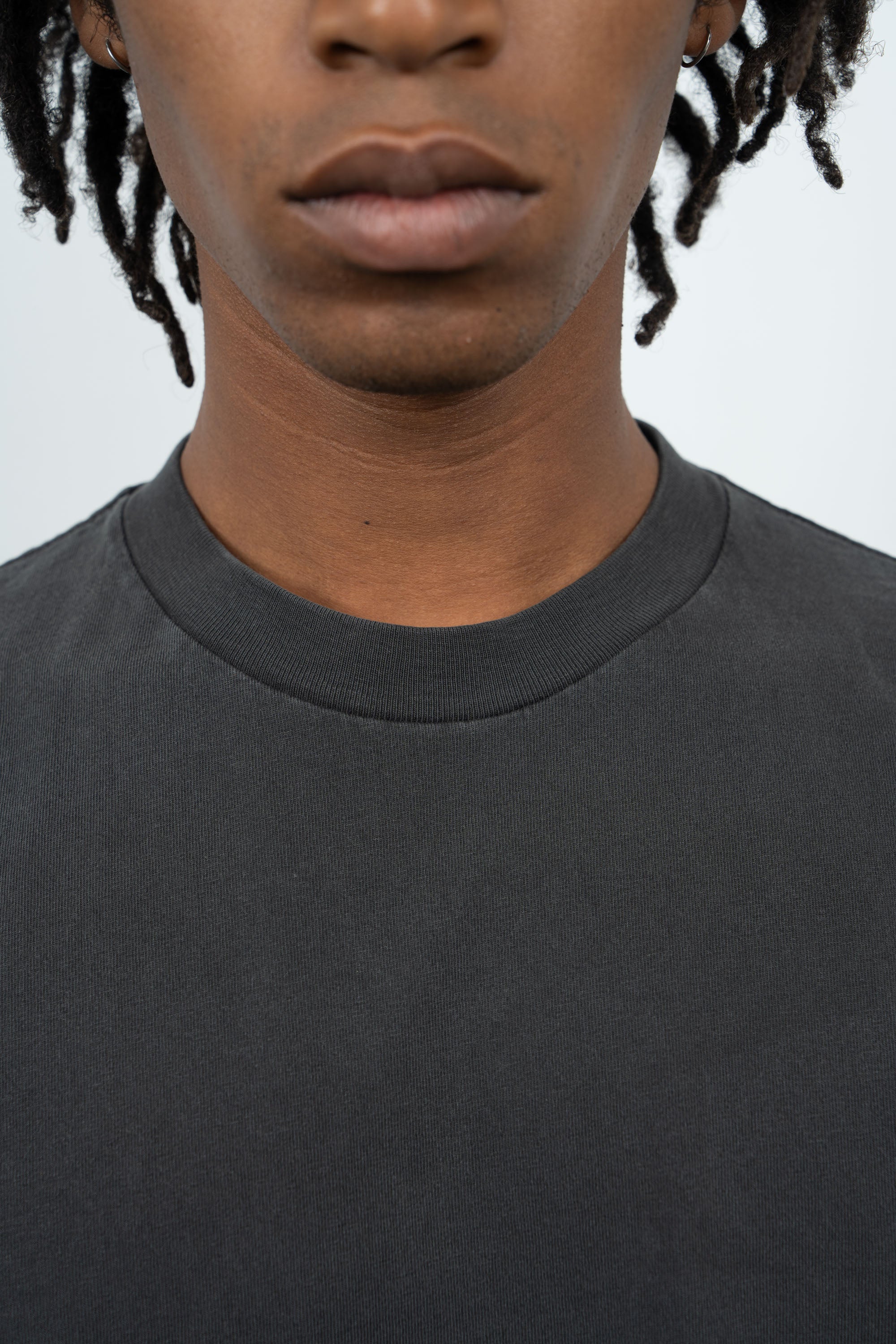 MUNICIPAL T-SHIRT - PIGMENT CHARCOAL
