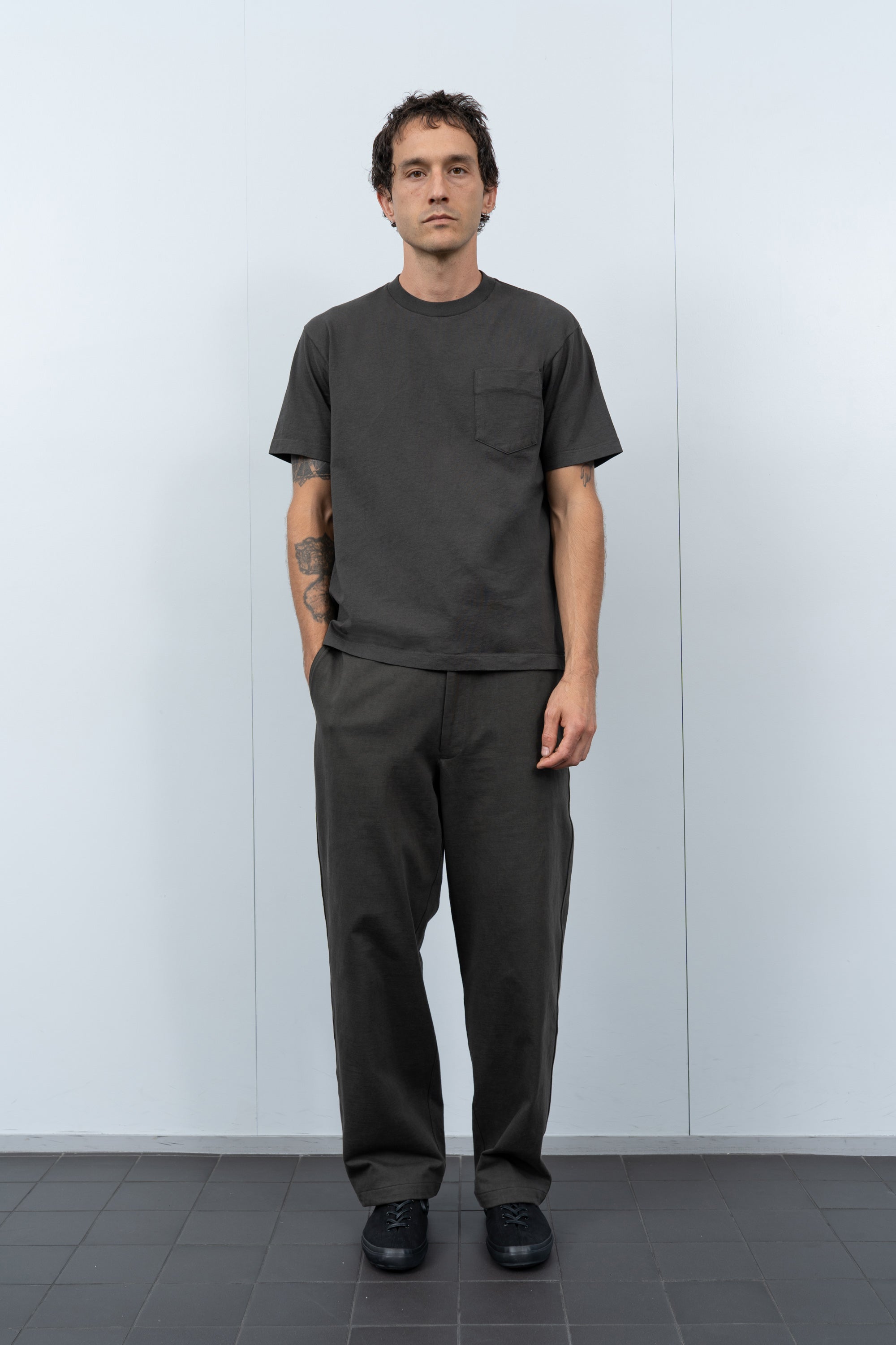 MUNICIPAL POCKET T-SHIRT - GRANITE
