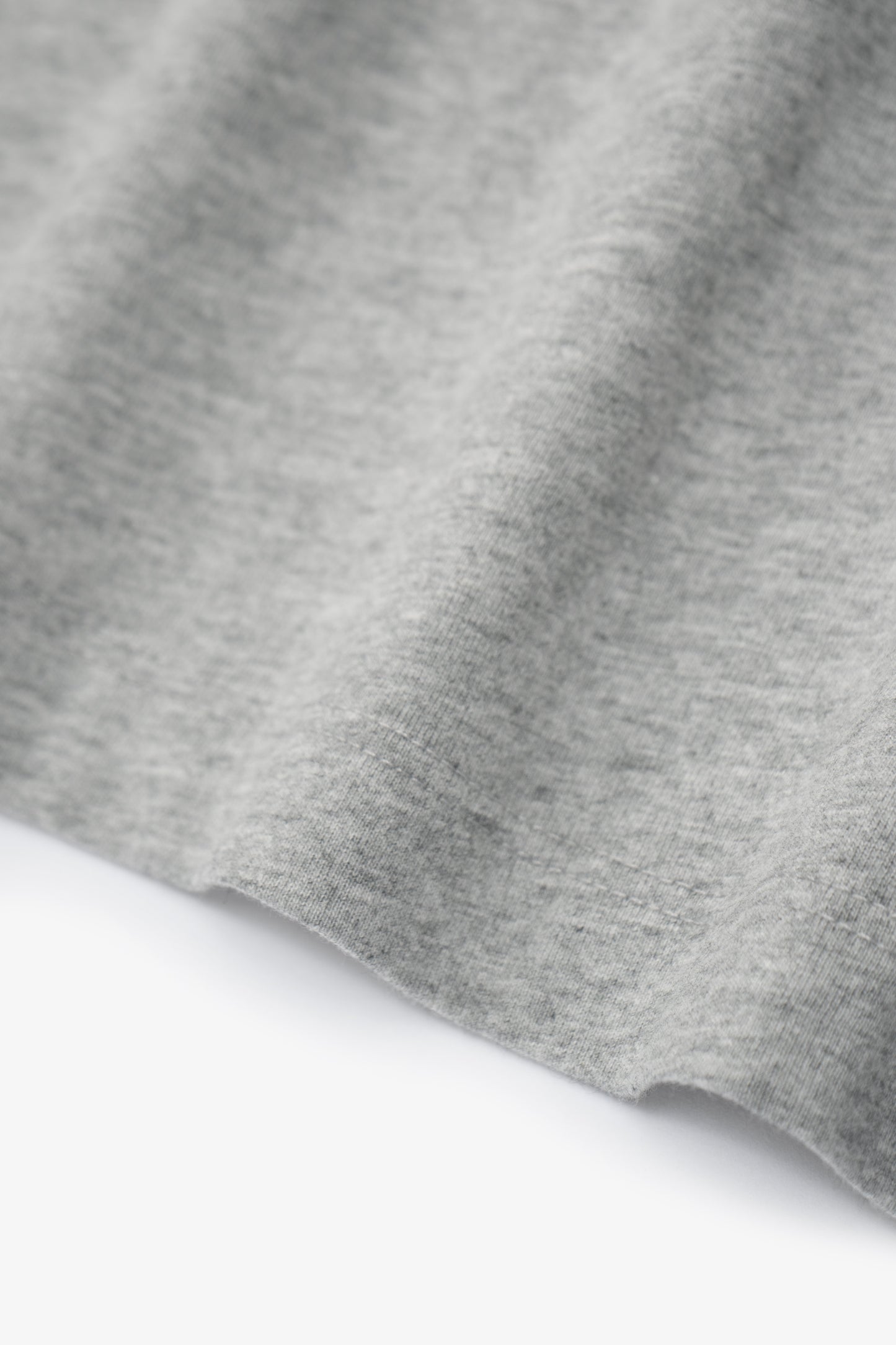 Fabric ripple detail of LW102 Municipal T-shirt in Heather Grey