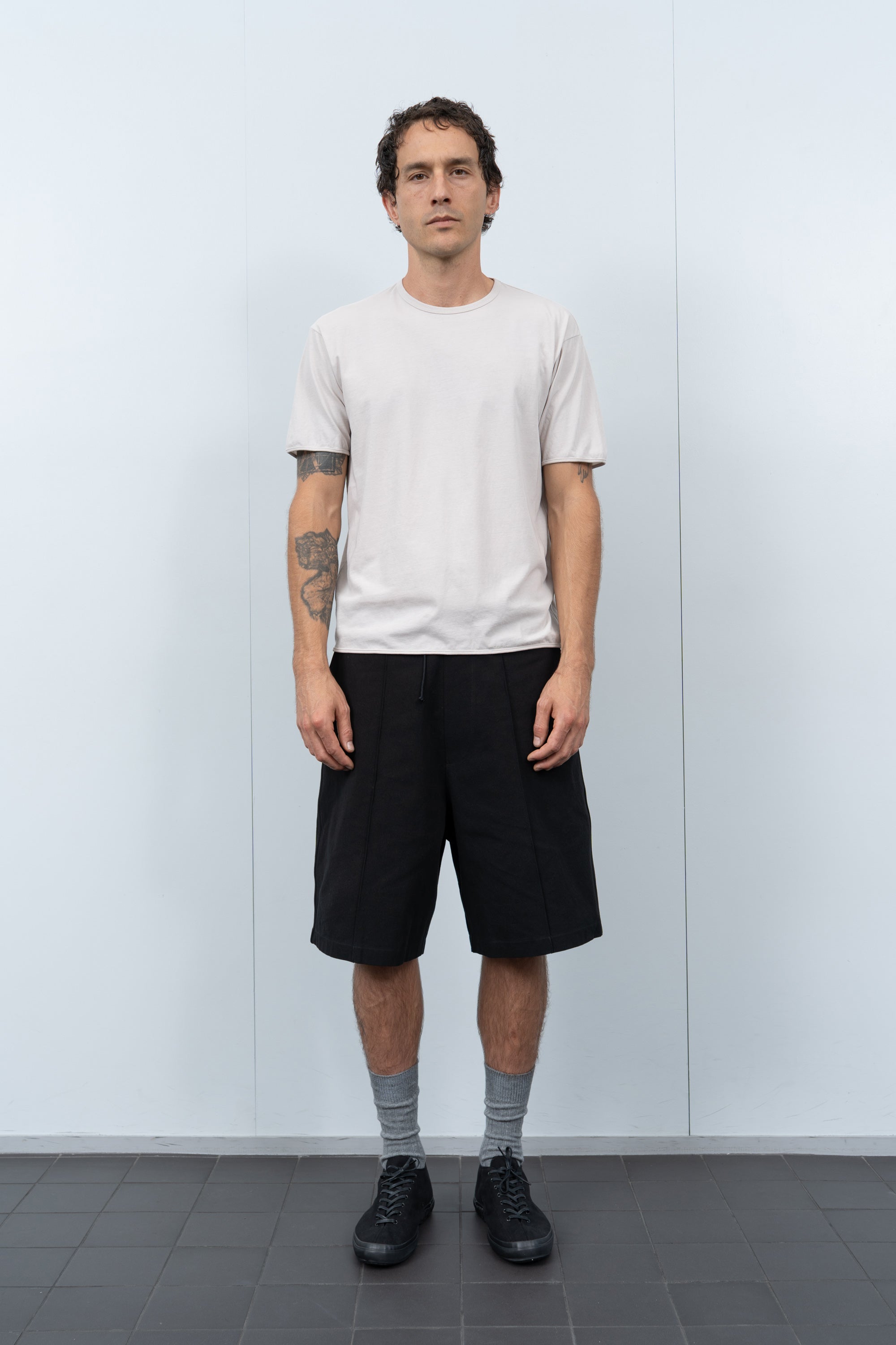 BINDED DRY-LITE T-SHIRT - SOLAR GREY