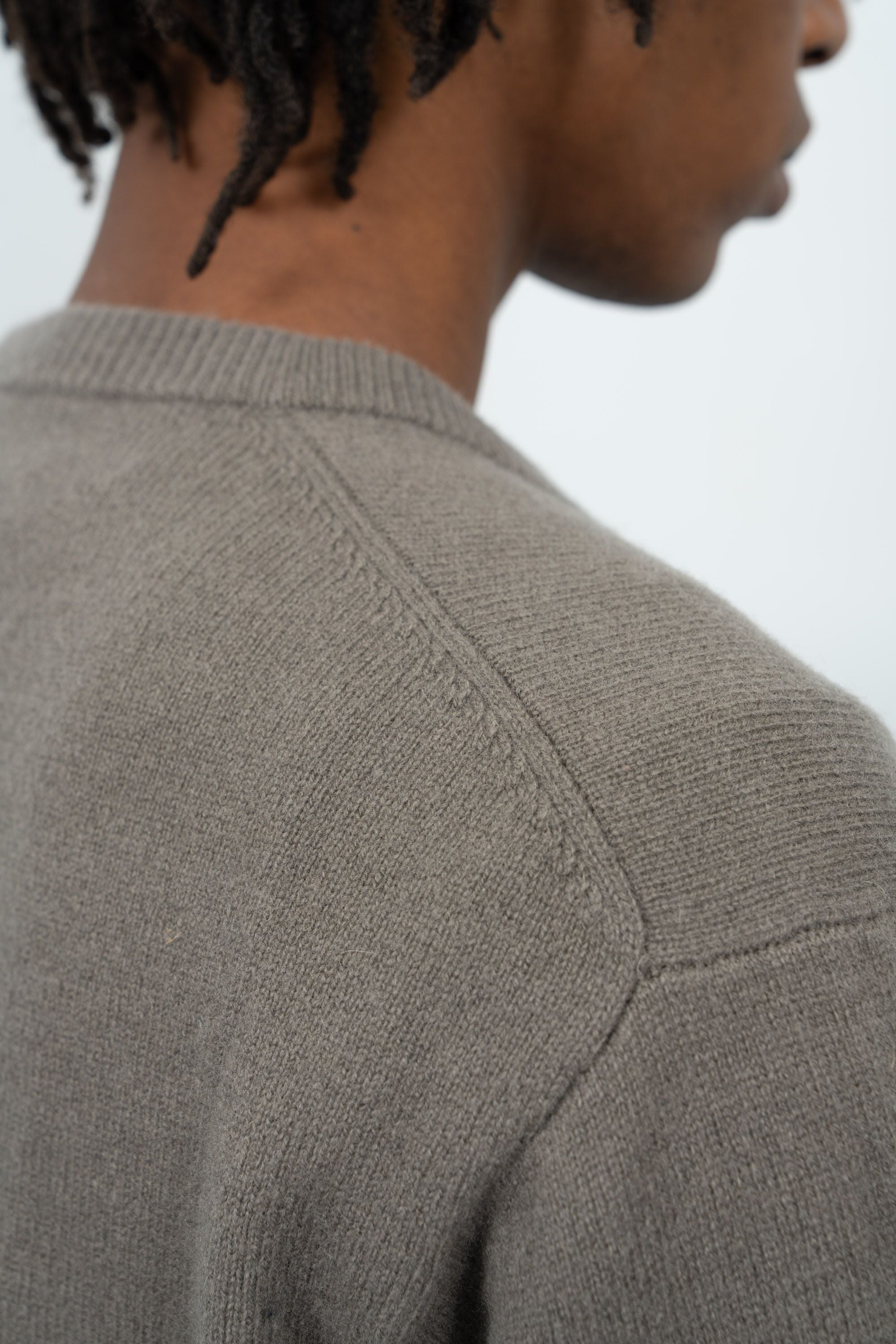 WOOL V-NECK SWEATER - CLAY